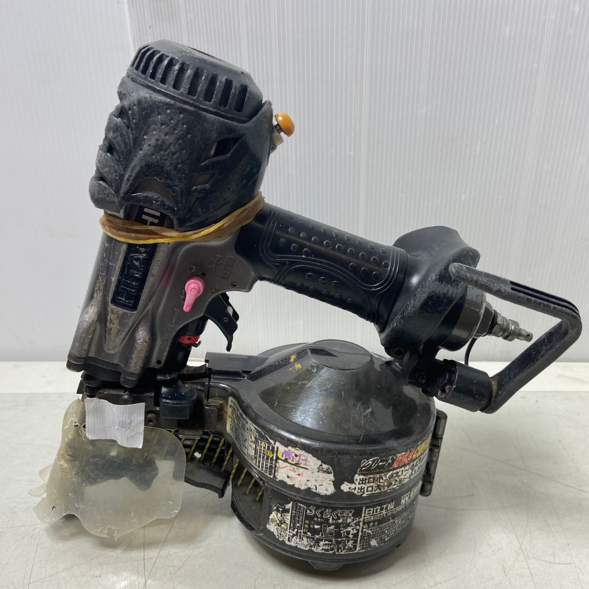 ΦΦHITACHI 日立 65mm高圧ロール釘打機 NV65HMC NV65HMC ブラック
