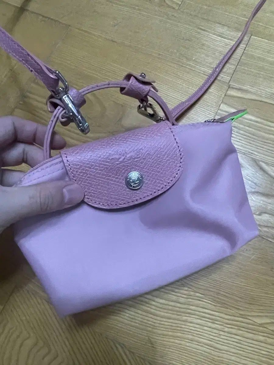 ル