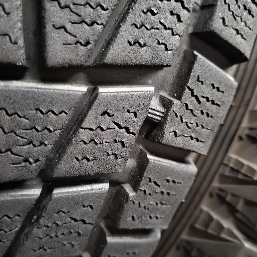 3524 ブリヂストン　265/70R19.5 スタッドレス　再生　新古　4本 楽天市場】265／70 r19．5 ブリヂストン スタッドレス 大型