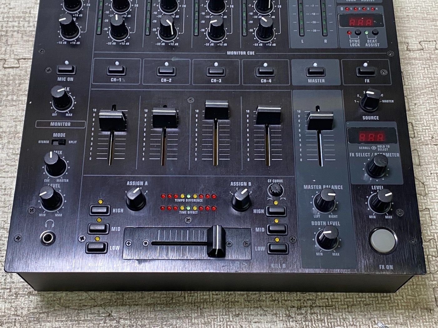 ベリンガー DJミキサー BPMカウンター 5ch エフェクト DJX750 ① Amazon | ベリンガー DJミキサー BPMカウンター 5ch エフェクト