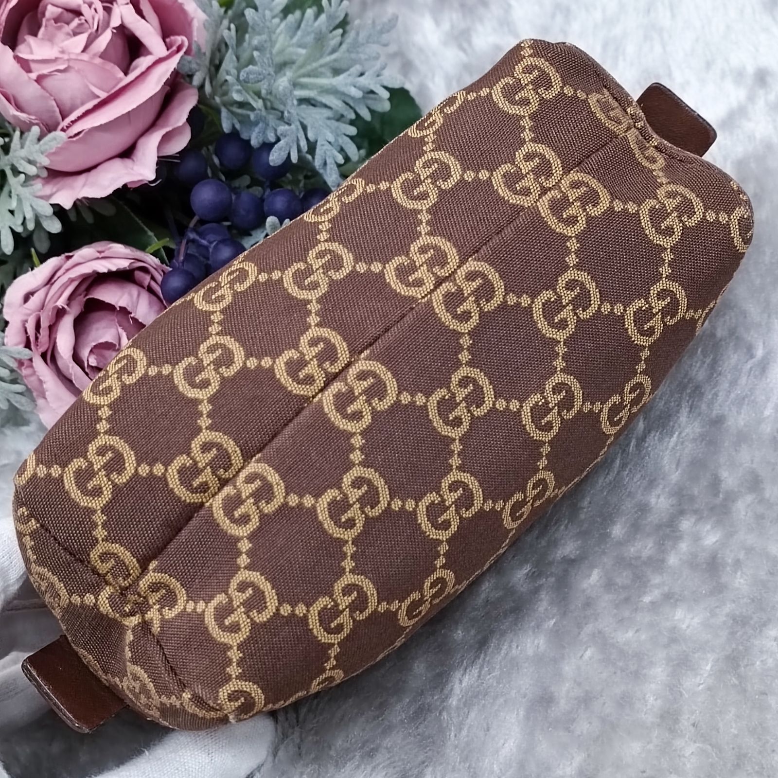 グッチ GUCCI GG柄 アクセサリーポーチ キャンバス 化粧ポーチ GUCCI 》 グッチ ポーチ GGキャンバス 039・1118 メイクポーチ