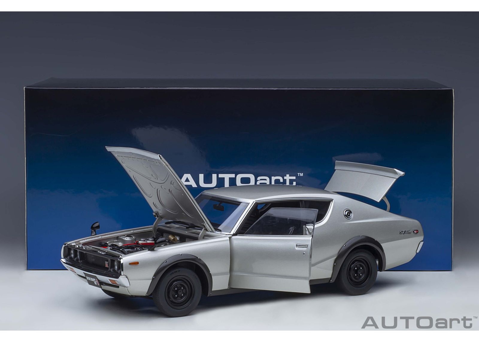 1/18 日産スカイライン 2000GT-R ケンメリ KPGC110 シルバー AUTOart製 
