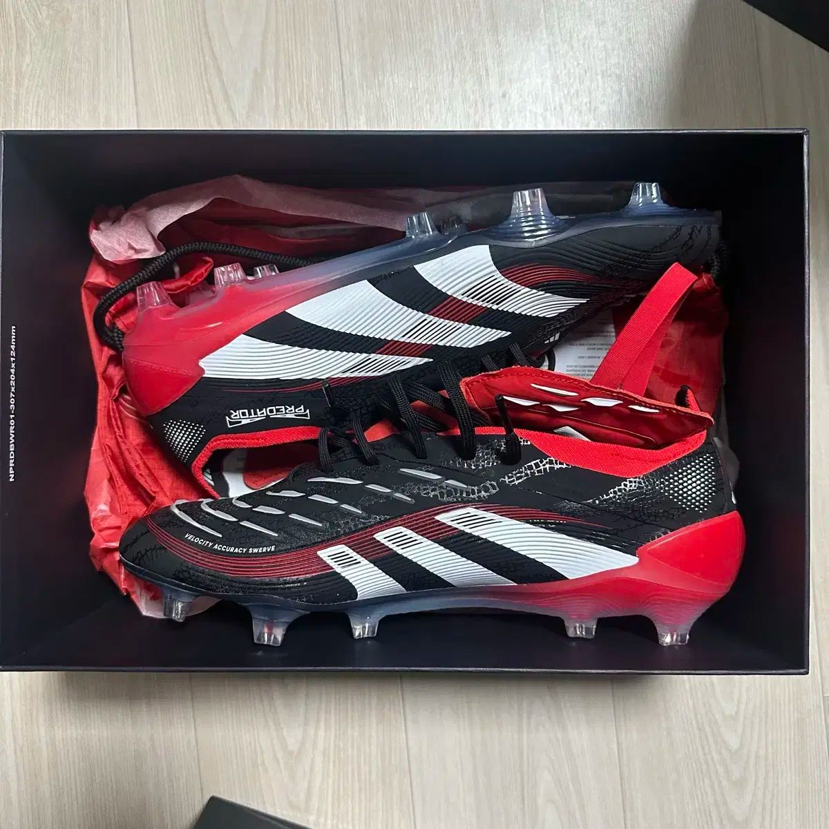 GW価格 正規 限定プレデター ELITE FT BWR FG 26.5ジダン 限定モデル