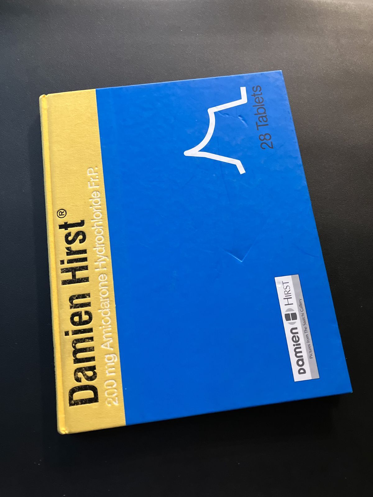 DAMIEN HIRST ダミアン・ハースト　洋書　写真集　作品集　美品 DAMIEN HIRST ダミアン・ハースト 洋書 写真集 作品集 初版