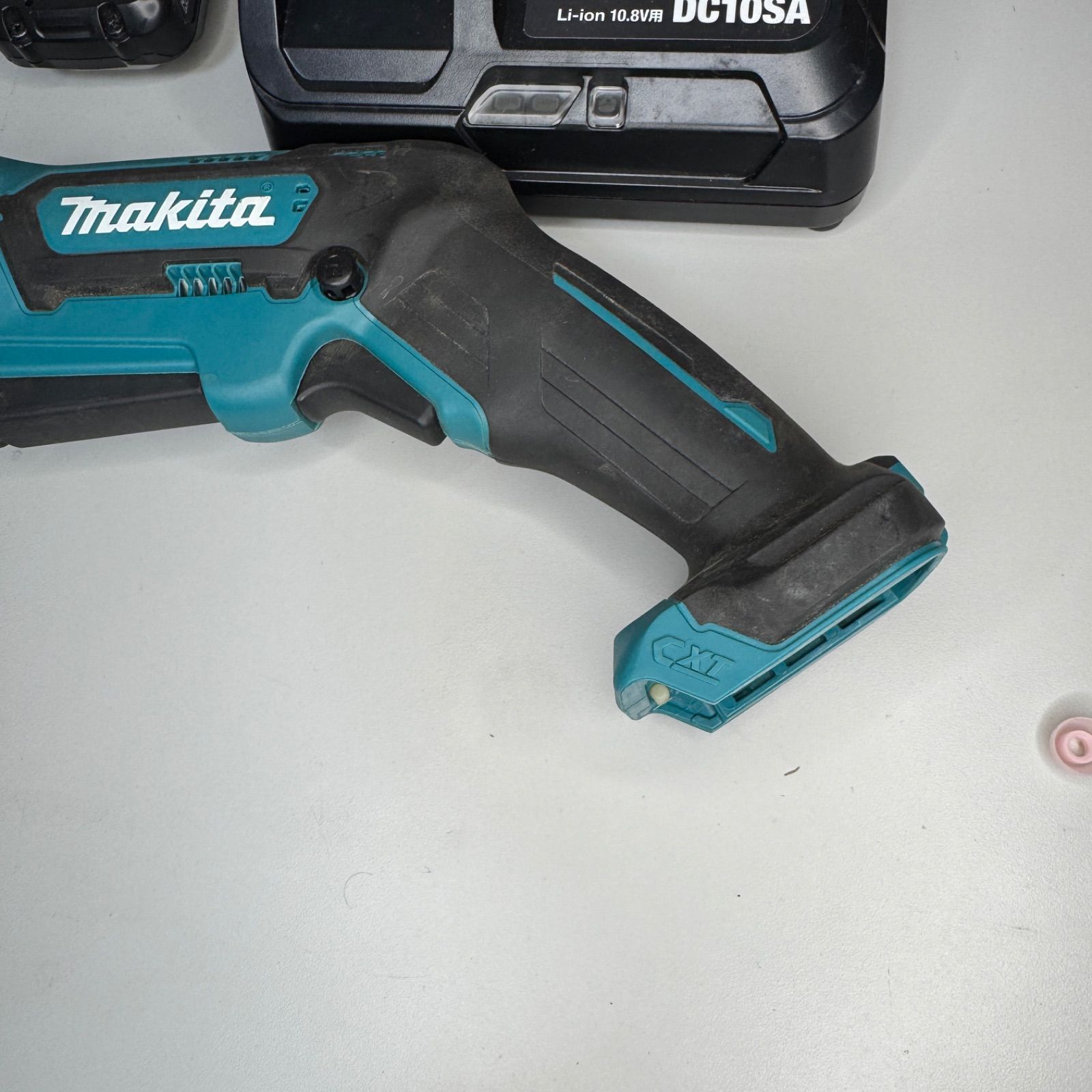 10.8V 充電式レシプロソー