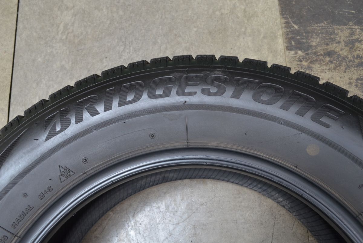 絶対大特恵！ 品 ブリヂストン ブリザック VRX2 195 65R15 4本セット プリウス カローラ ノア ヴォクシー セレナ ステップワゴン アクセラ 現行品