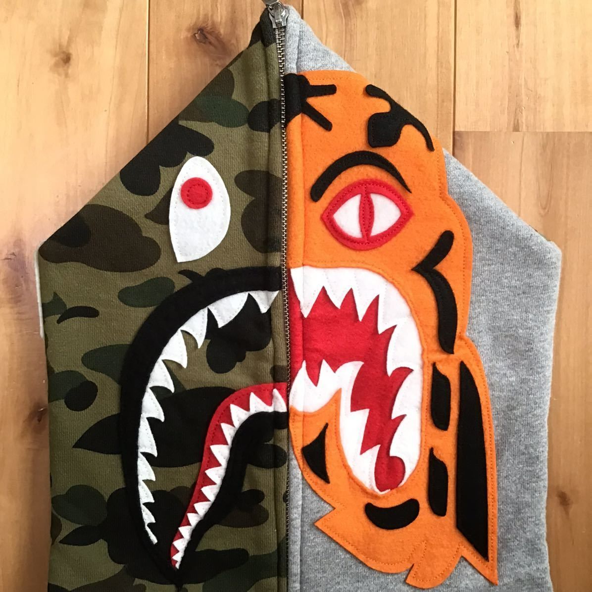 Crazy face tiger shark full zip hoodie Lサイズ グレー × 1st camo a