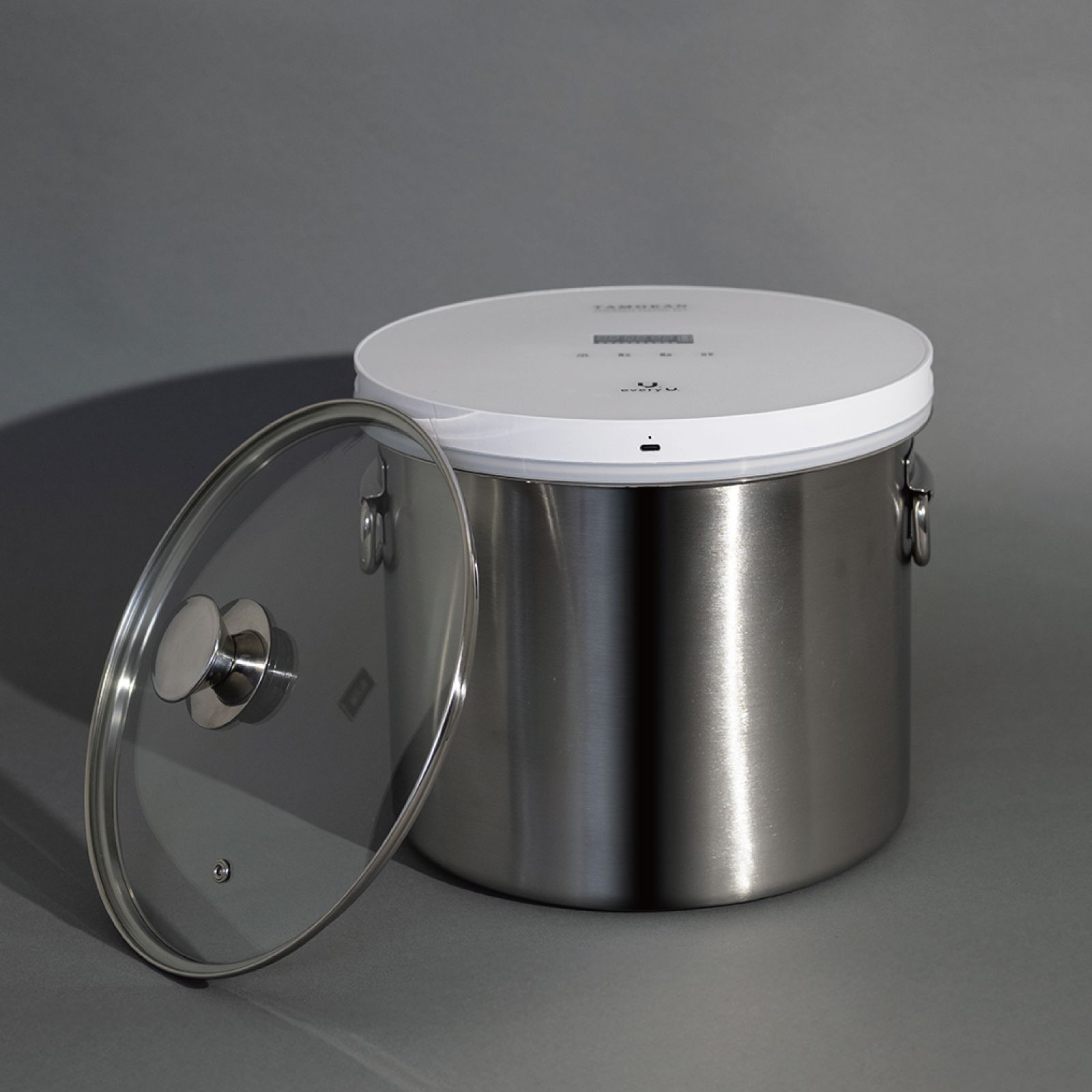 特別価格 every U. TAMOKAN 真空保存容器 ガラス蓋付きホワイト 10L 長期保存約4倍長持ち 買い置き 鮮度 米 穀物 パン 食品 野菜 お菓子 コーヒー豆 茶葉 ナッツ 乾麺 調味料 ドックフード キャットフード 出張 旅行