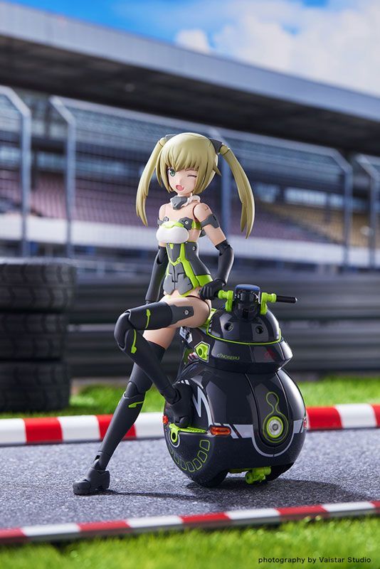フレームアームズ・ガール イノセンティア[レーサー]＆ NOSERU