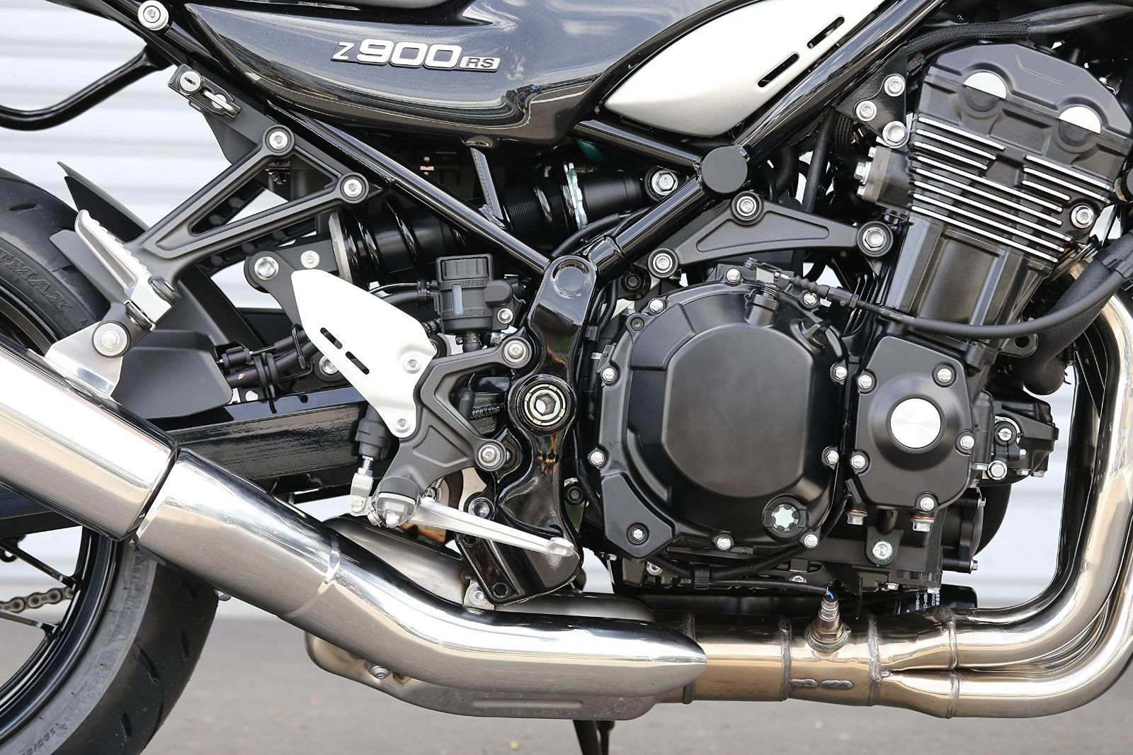 213-4386 213-4386 Z900RS 2018年- ブラック左右セット ステップリロー