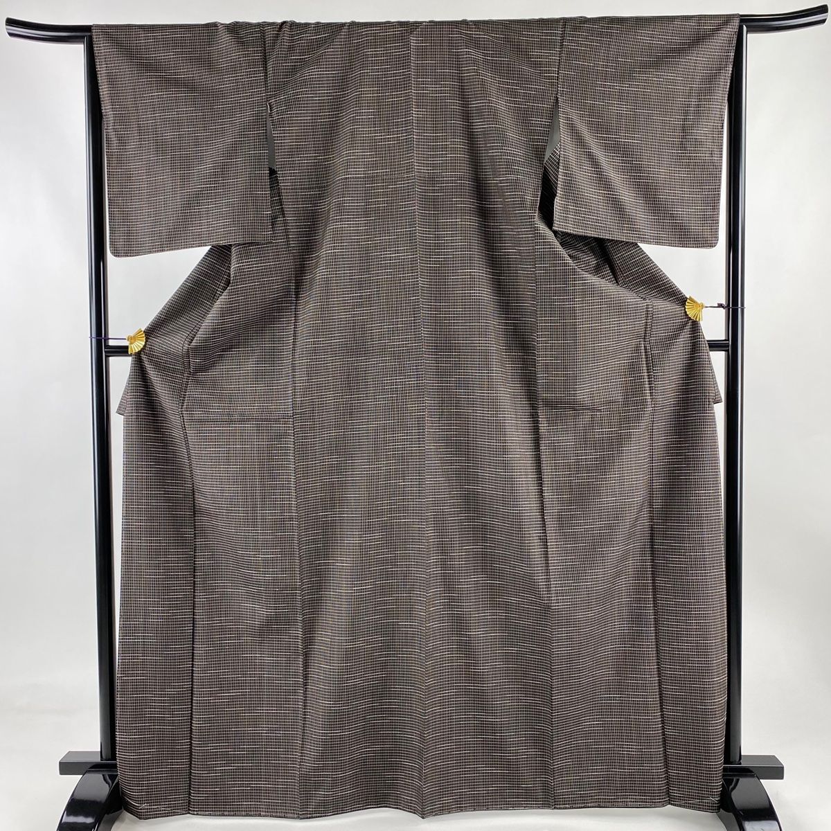 大島紬 身丈169.5cm 裄丈66cm M 袷 証紙 格子 純泥染 焦茶色 正絹 名品