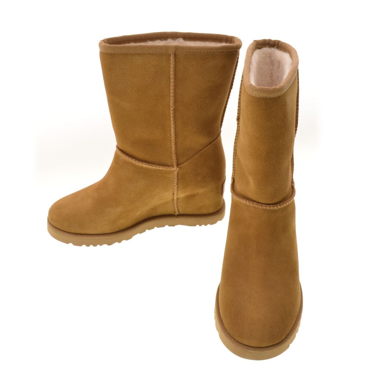 UGG】1104611 Classic Femme Short クラシック フェム ショート 
