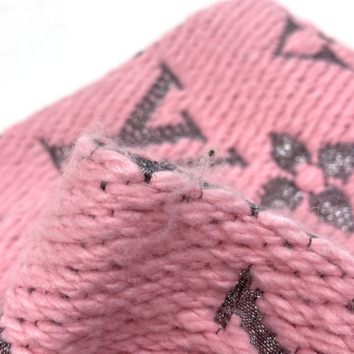 LOUIS VUITTON モノグラム フリンジ マフラー もこもこ感がかわいすぎる♡】ルイヴィトン ショール (Louis