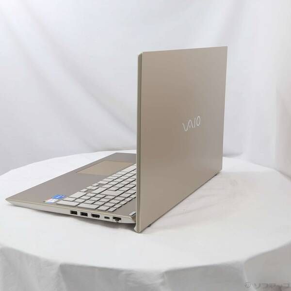 展示品〕 Inspiron 15 3520 NI375-EHHBSC プラチナシルバー【269