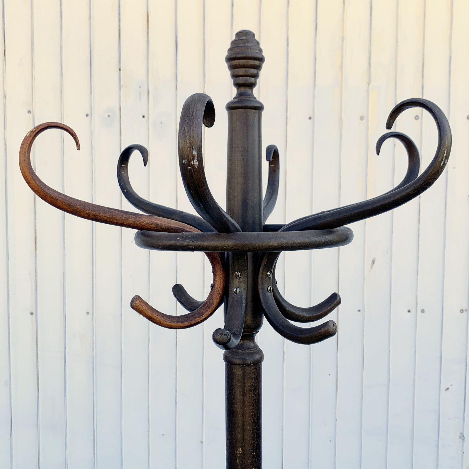 ポーランド製 ファーメグ FAMEG 曲げ木 ベントウッド ポールハンガー コートハンガー HM-0128