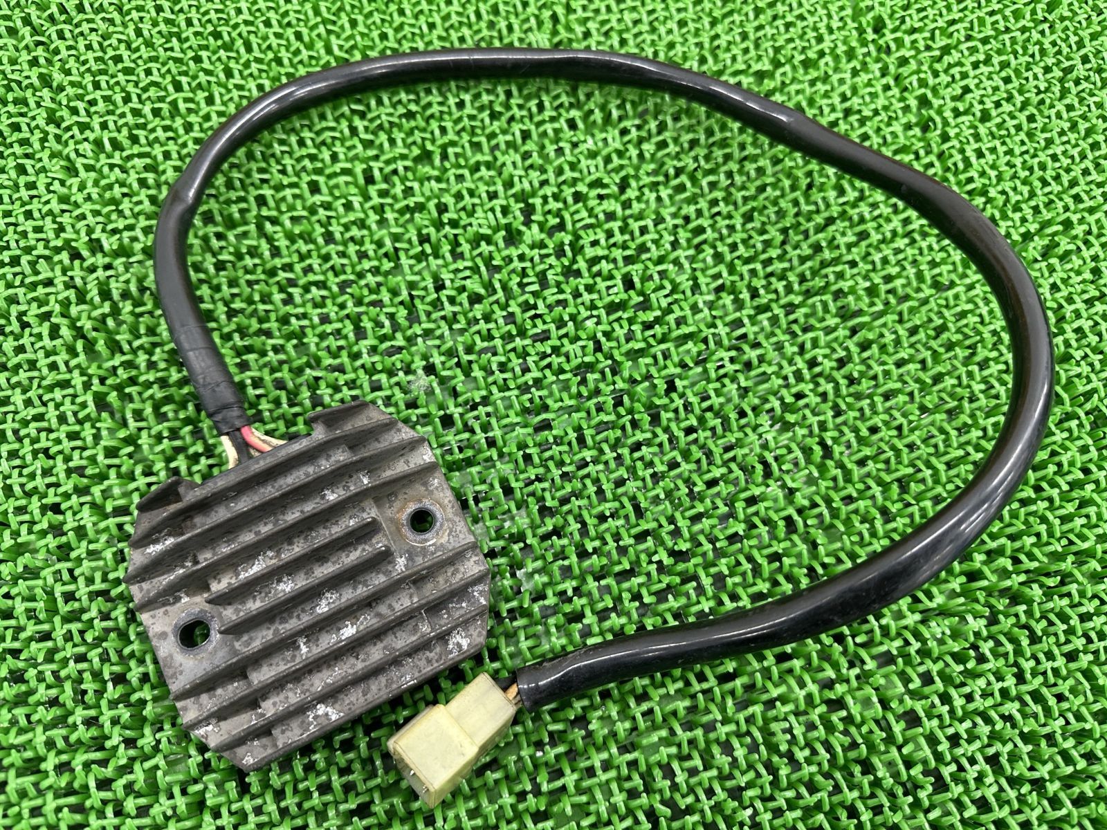 CB1300SF レギュレター ホンダ 純正 中古 バイク 部品 SC40 新品