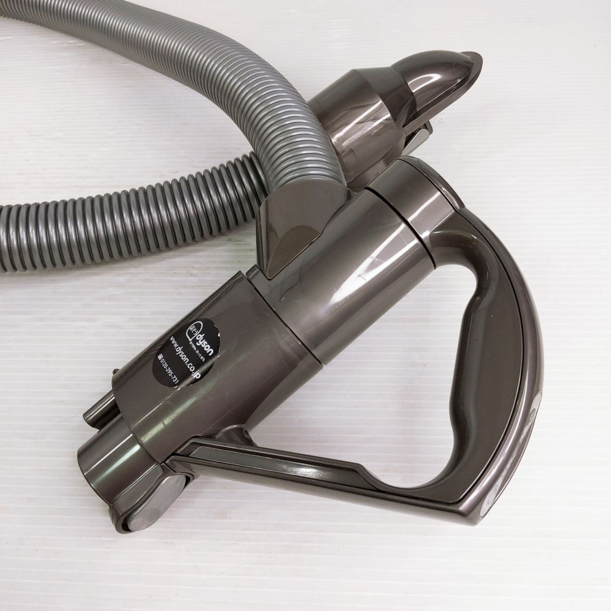 Dyson - 04182クリーニング済みDC48モーターヘッドノズル付き美品 04182クリーニング済みDC48モーターヘッドノズル付き美品