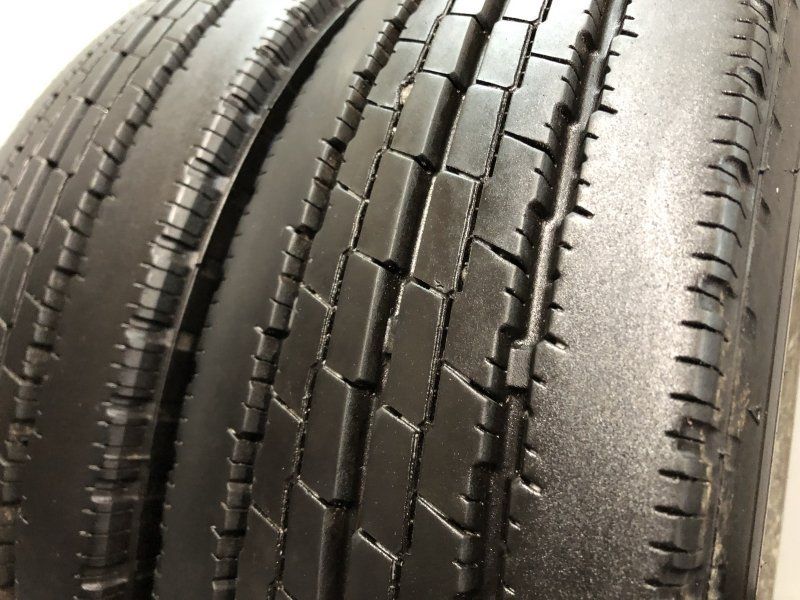 TY DELVEX M134 205/80R17.5 120/118J LT 17.5インチ ライトトラック用