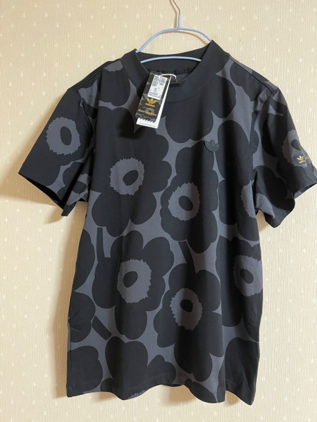 新品》adidas x Marimekko Tシャツ Lサイズ - メルカリ