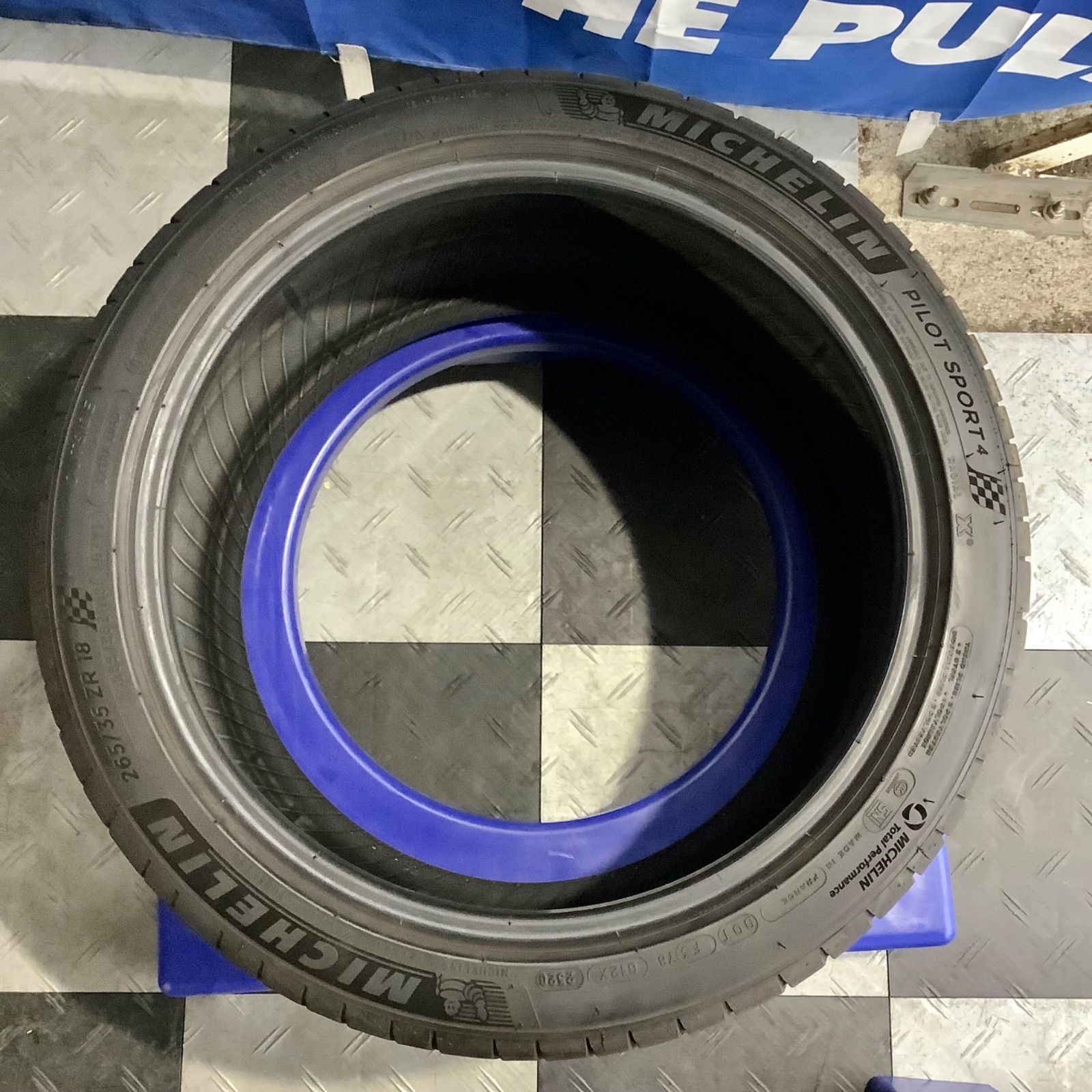 送料無料2本のみ265/35ZR18 97YミシュランPILOT SPORT4 Amazon.com: MICHELIN Pilot Sport All Season 4 Performance