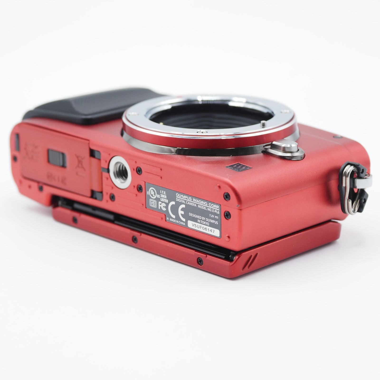 ストア ☆ショット数わずか340回・フラッシュ付き極上品☆ OLYMPUS