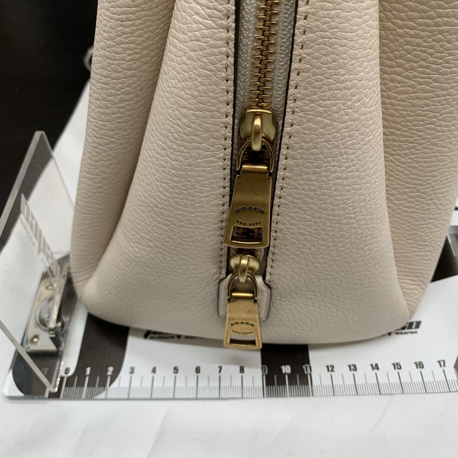 未使用保管品 コーチ COACH ターンロック レザー トートバッグ 