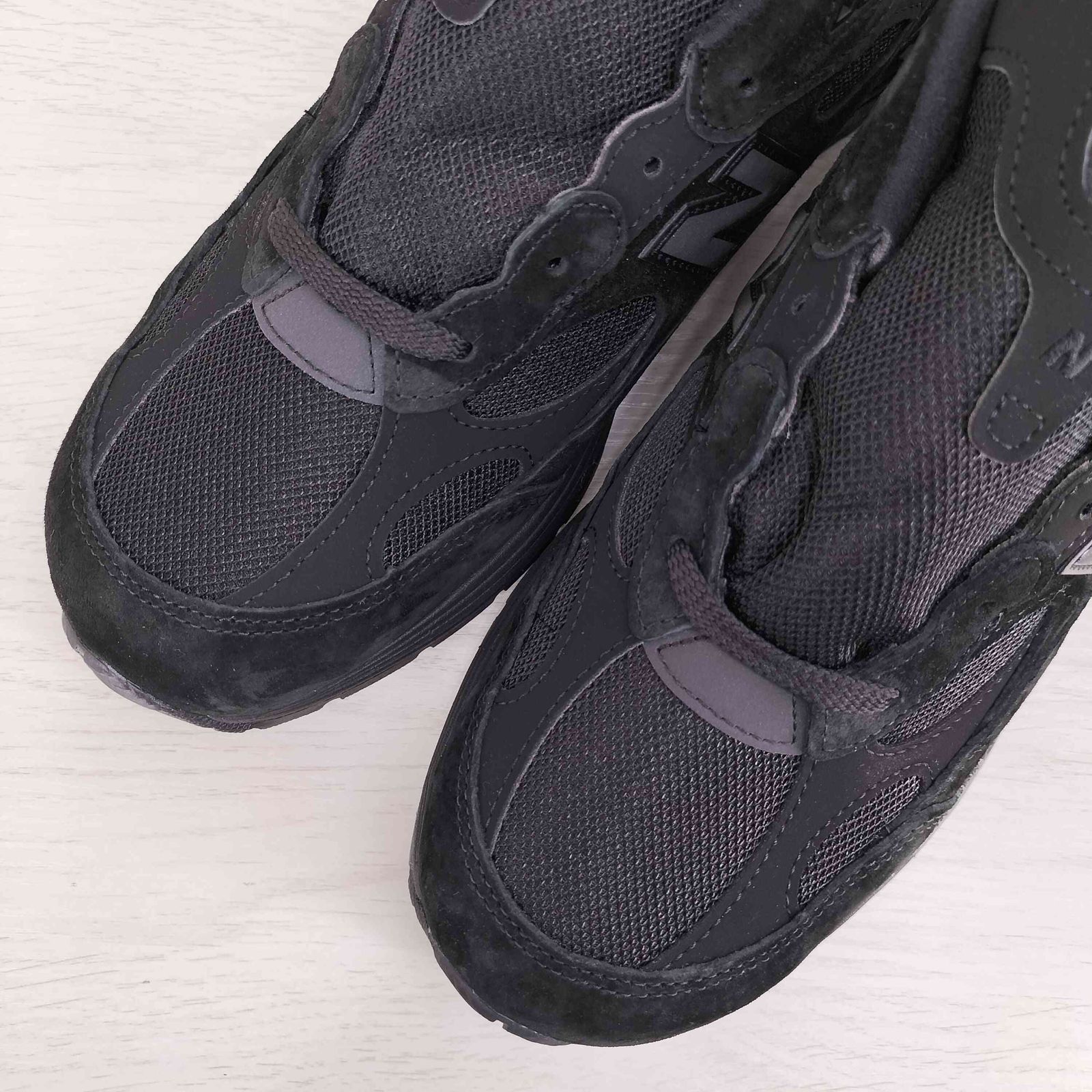 靴 New Balance 2002R \"Triple Black\" 購買耐吉FI 百慕大寬版'黑色' 776122-002 - Novelship