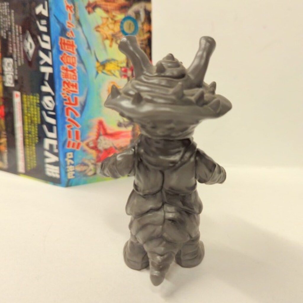 ONE UP ワンアップ MAXTOY カネゴン ミニソフビ怪獣倉庫シリーズ ショップ・arktz & DBA限定版の「ミニソフビ怪獣倉庫シリーズ