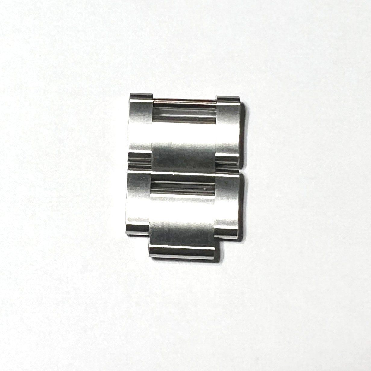 ロレックス ROLEX 純正 16610 サブマリーナ 腕時計のコマ×2