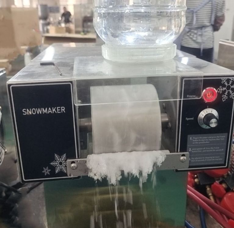 送料無料】氷のいらないかき氷ピンス機 電動かき氷機 業務用 空冷式/糸