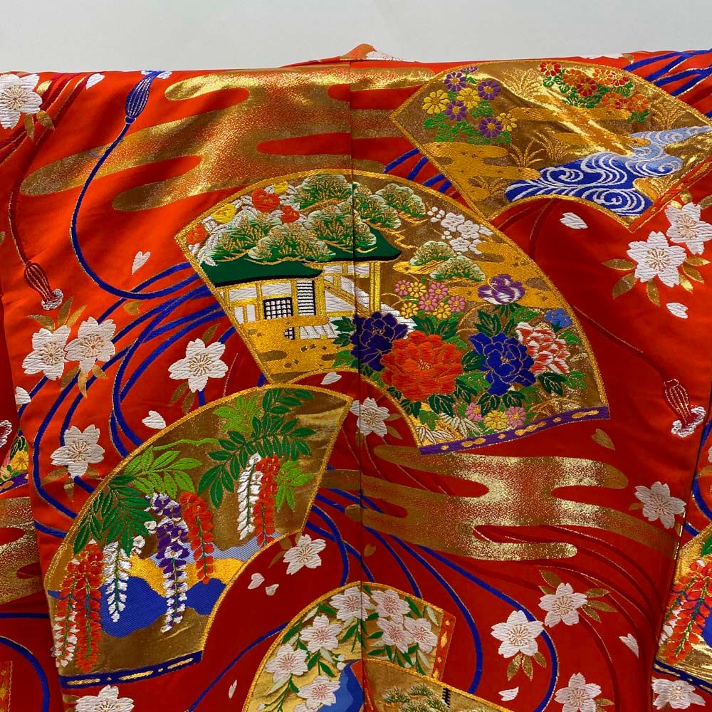 色打掛 正絹 鶴 刺繍 金 赤 打掛 Mサイズ 裄66 花嫁衣裳 婚礼  