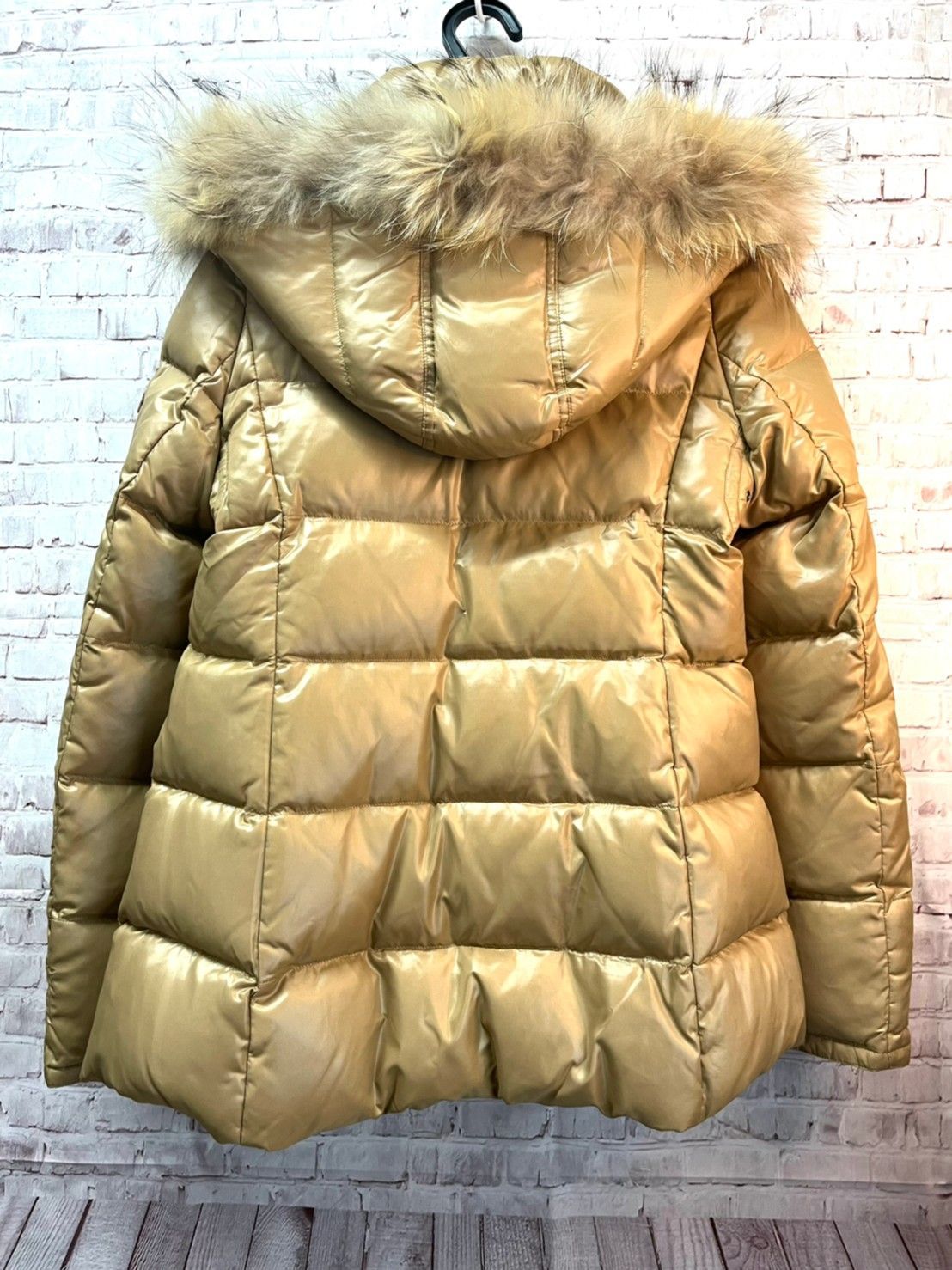 BURBERRY BLUE LABEL フード付きダウンジャケット 38 美品】BURBERRY BLUE LABEL フード付きダウンジャケット 38