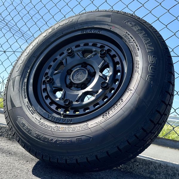 デリカD5 RAV4 エクストレイル CX5 16インチ 新品 スタッドレス タイヤホイール 4本セット GOODYEAR ICENAVI SUV  215/70R16 グッドイヤー 冬 スノー マットブラック 純正車高 ブラックマンバ 7.5J+35 - メルカリ