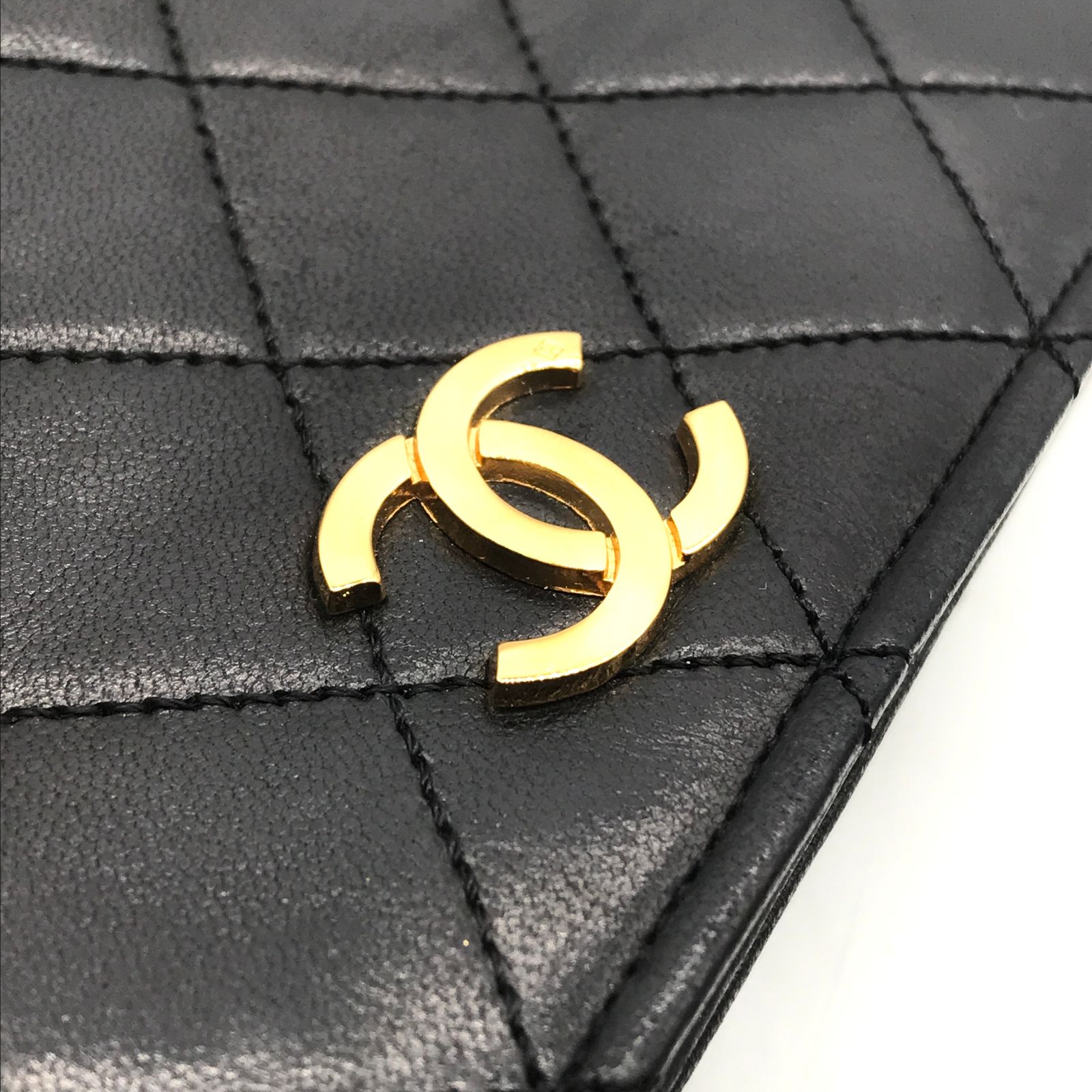 CHANEL シャネル ココマーク マトラッセ ラムスキン フル