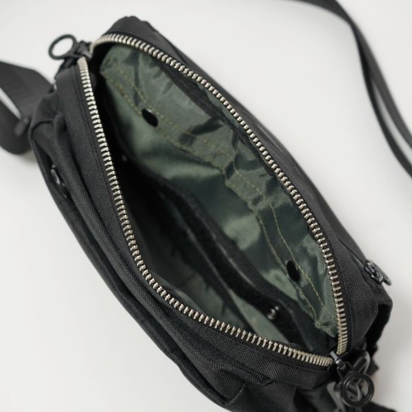 C6 シーシックス ボディバッグ C2084 Nucleus Bumbag - メルカリ