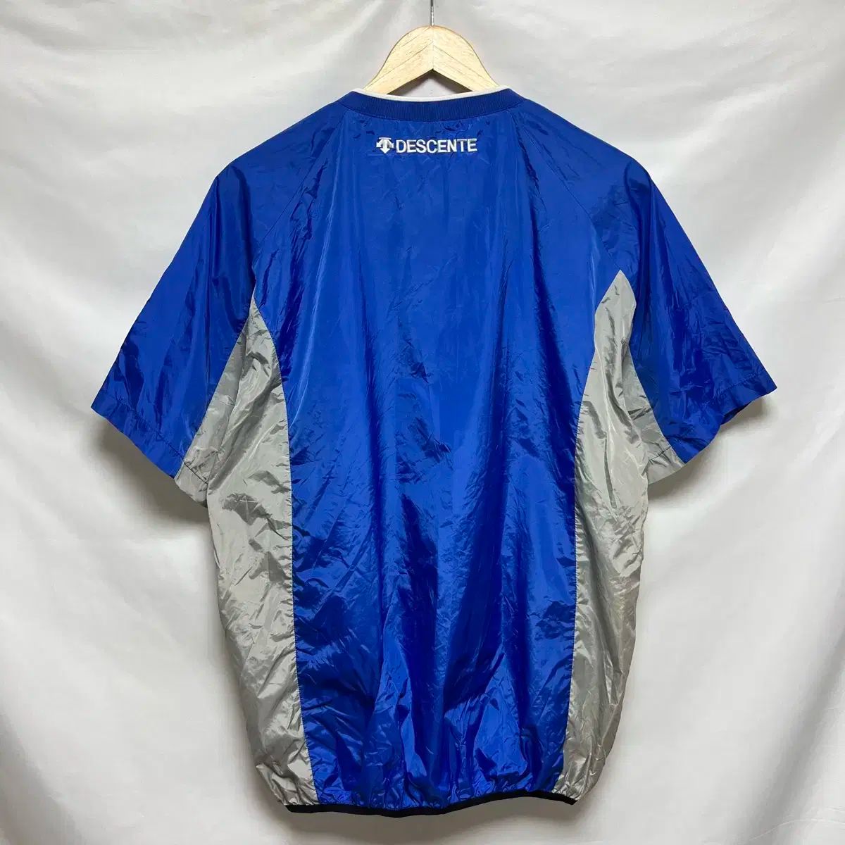 純正品| 105 デサント₍DESCENTE サムスン ライオンズ トレーニング 半袖 ウォームアップ