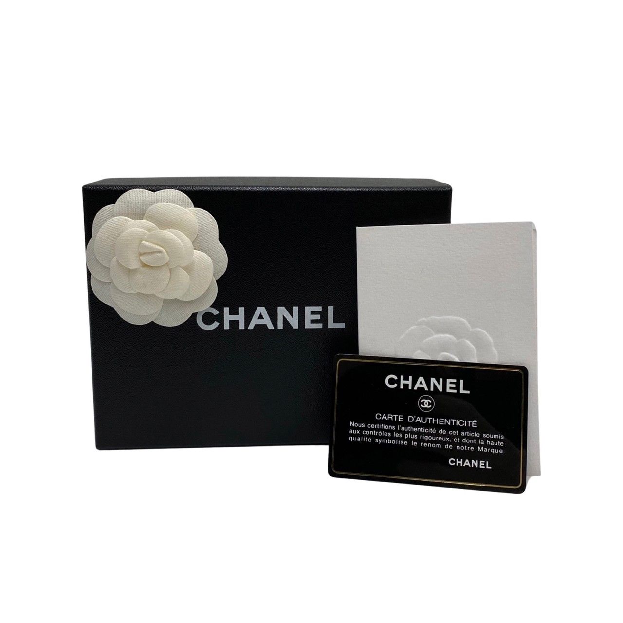 極 美品 箱付 シール カード有 18番台 CHANEL シャネル キャンビア