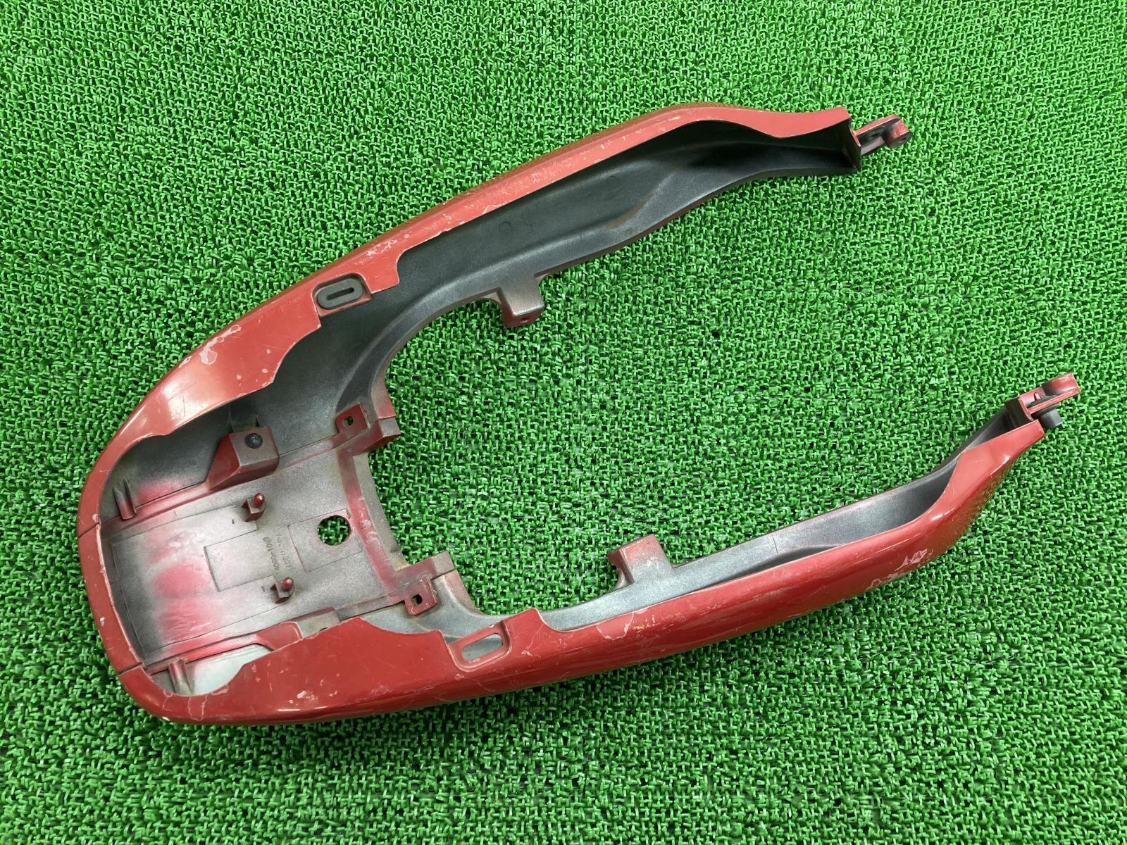 バリオス テールカウル 赤M 14090-1087/14090-1088/14090-1089 カワサキ 純正 ZR250A 14090-1087 14090-1088 14090-1089 【中古】 30 バリオス テールカウル 赤M 14090-1087/14090-1088/14090-1089