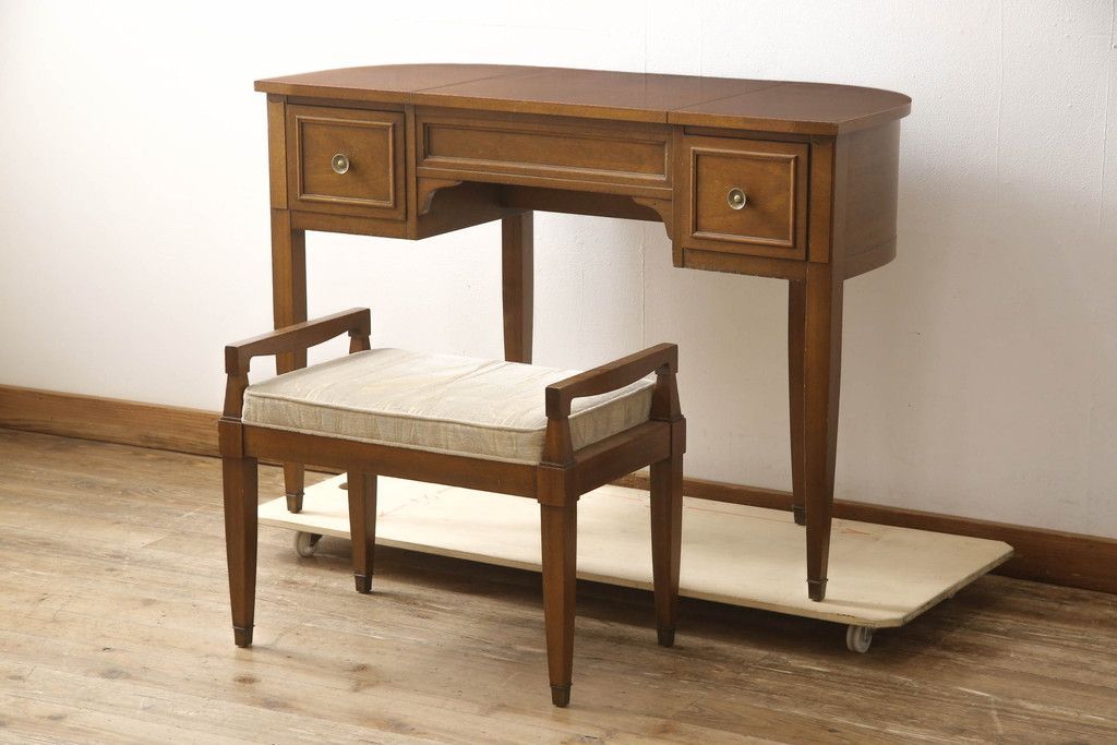 【DREXEL HERITAGE】トライユン(TRIUNE)ドレッサー ☆事前問合せ必須☆ DREXEL HERITAGE ドレクセルヘリテイジ