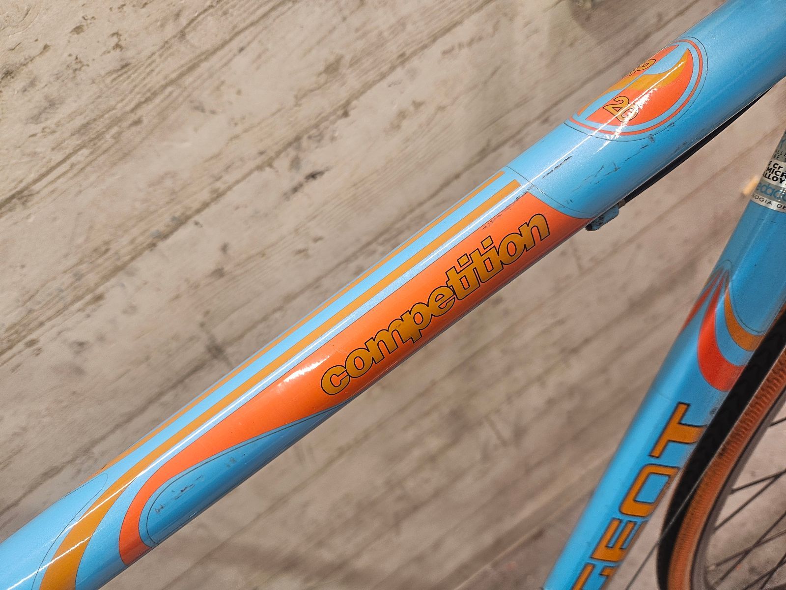 □【 西濃運輸 発送のみ 】PEUGEOT COMPETITION size:52 CAMPAGNOLO