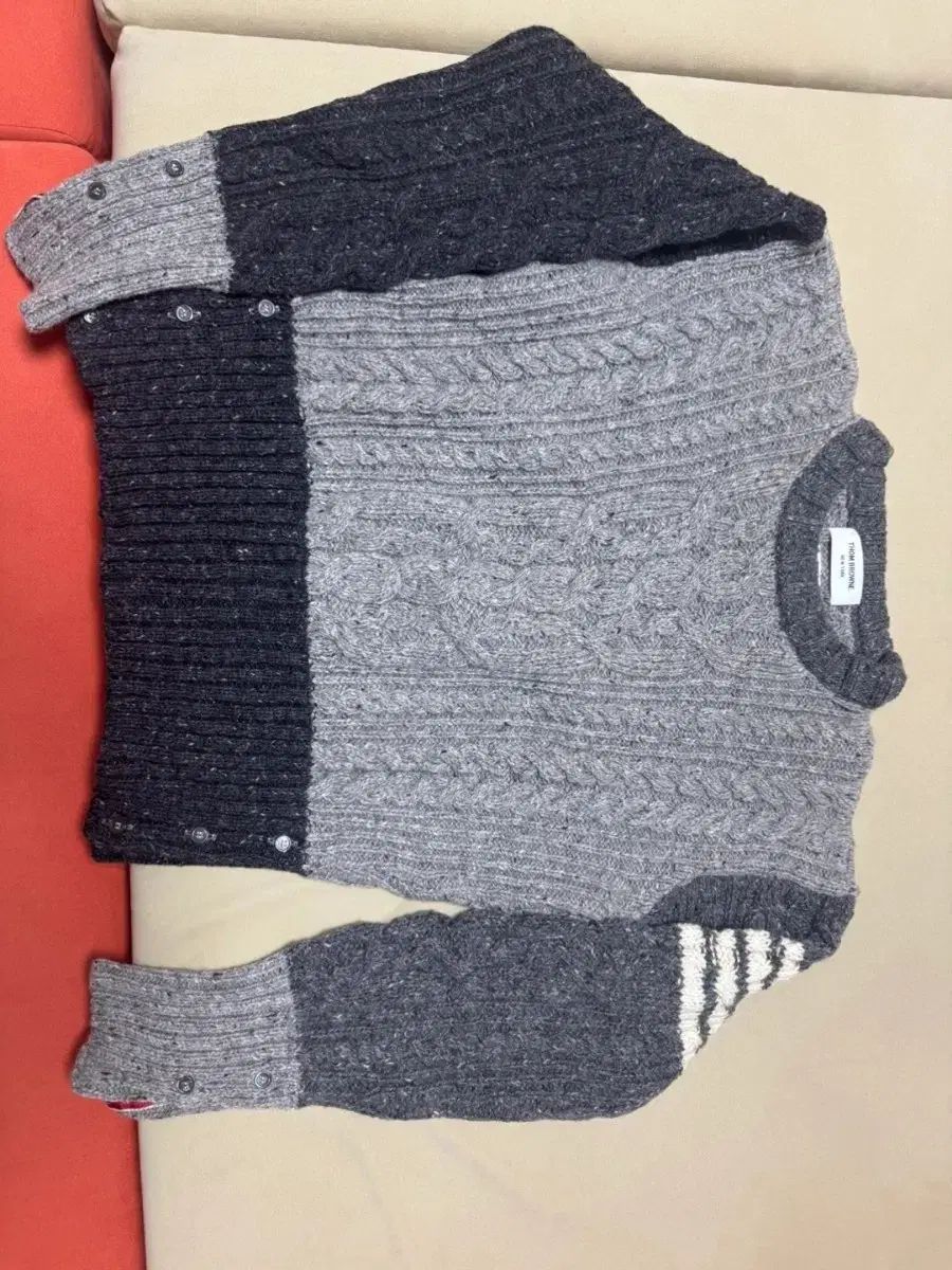 【美品】Thom Browne アランニット 1 新品同様】トムブラウン アシンメトリー クルーネック ニット
