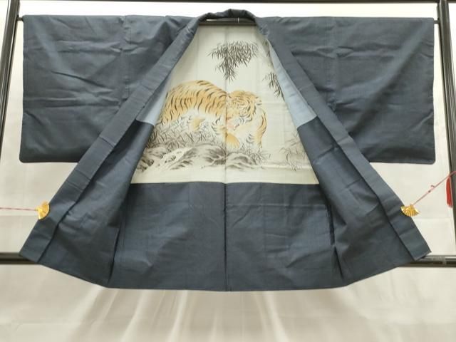 本場大島紬 男着物 亀甲 正絹 正絹 AK-5656 本場大島紬 男着物 亀甲 正絹 正絹 AK-5656