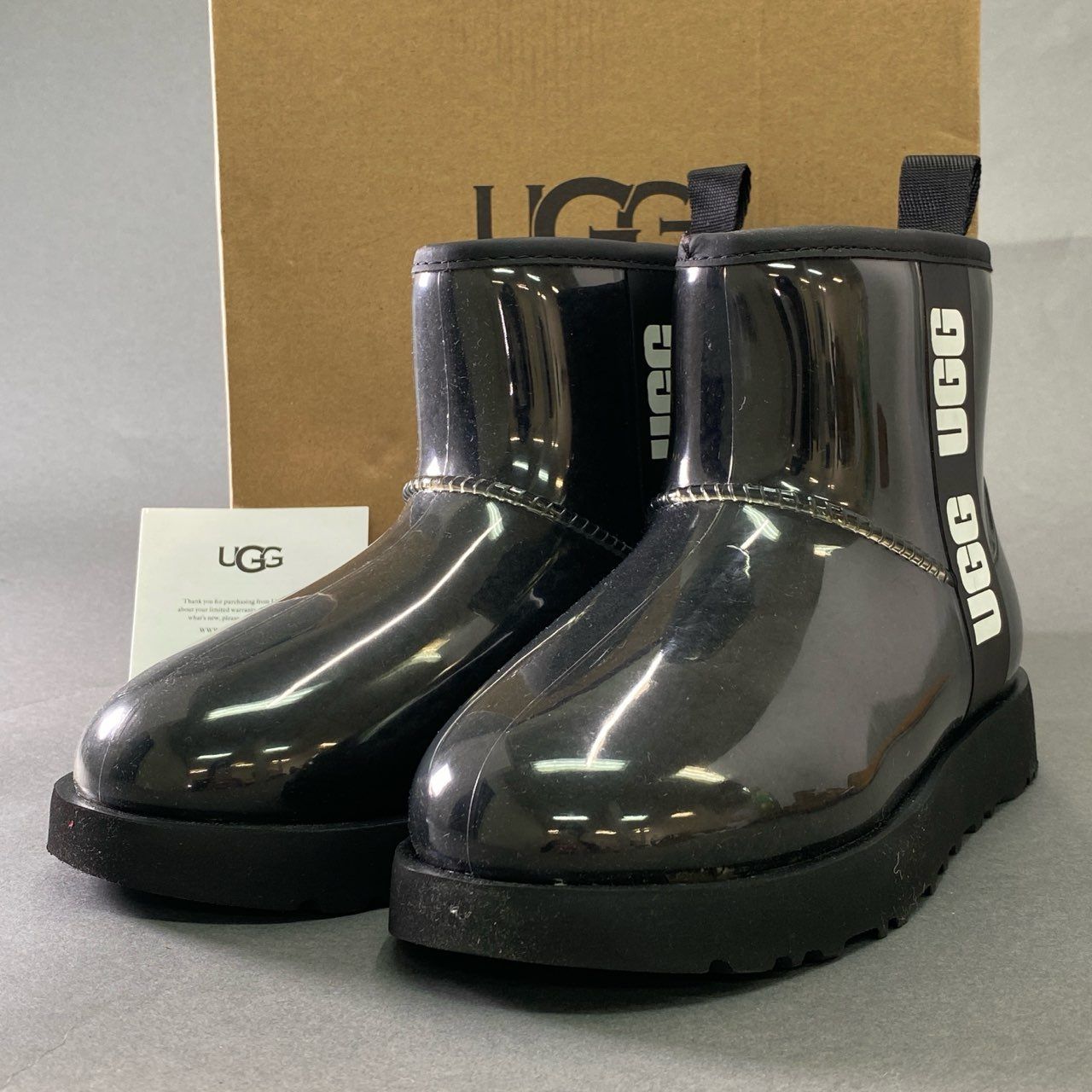 UGG CLASSIC CREAR MINIブーツ　防水ブーツ　24㎝ UGG CLASSIC CREAR MINIブーツ 防水ブーツ 24㎝ UGG CLASSIC CREAR
