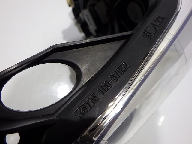 EKスペース 右ヘッドライト