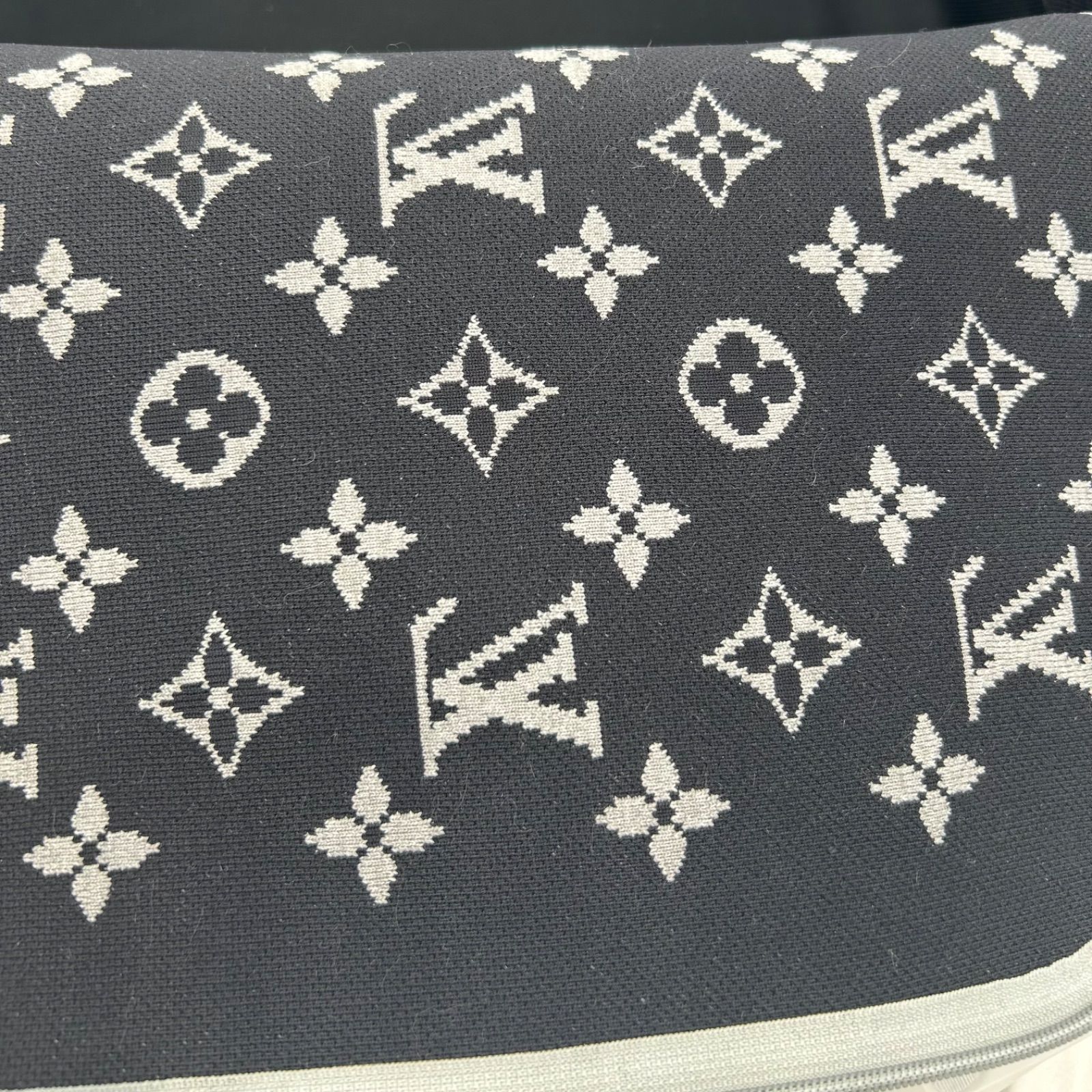VUITTON