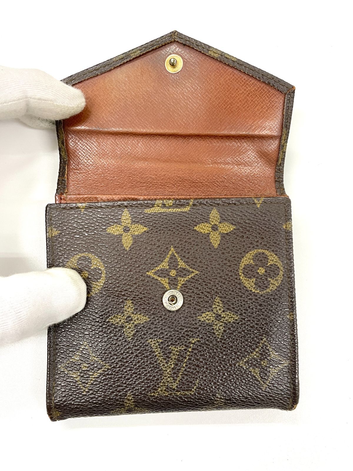 VUITTON