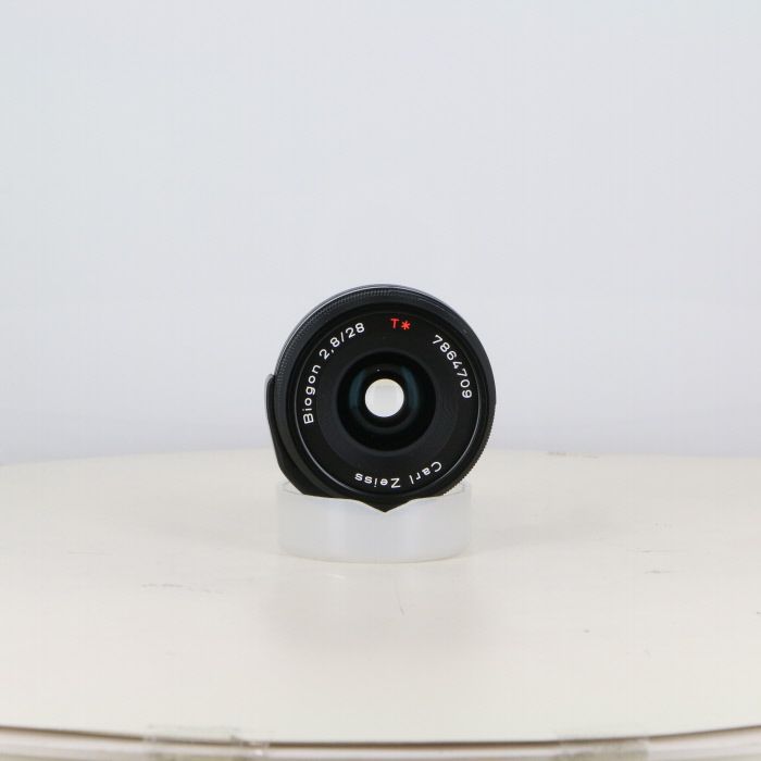 フィルムカメラ CONTAX G2 Planar 2/45 Biogon 2.8/28 Contax G2 (Black) + 45mm f2 Planar T* (Black) + 28mm f2.8 Biogon T