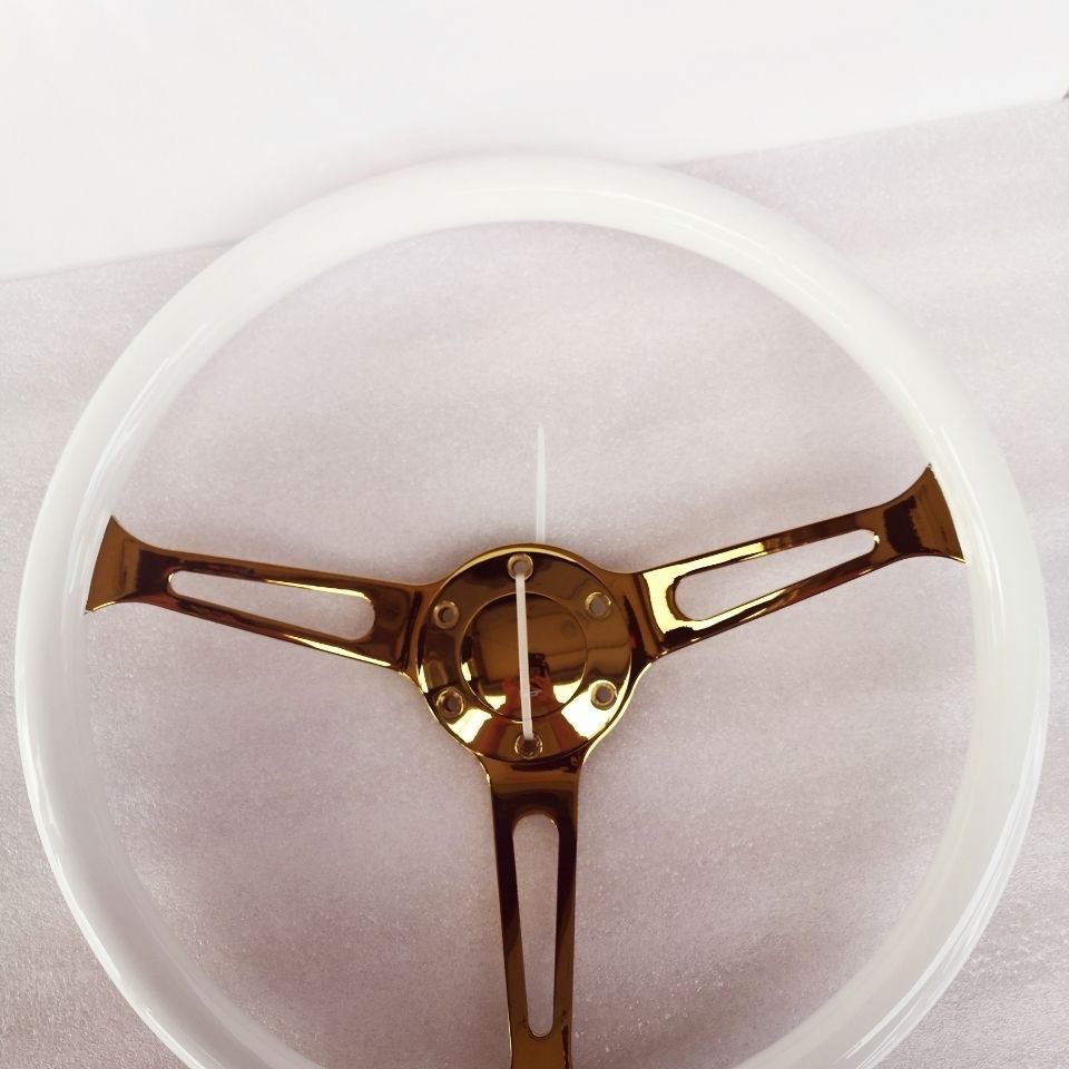 ソリッドウッドレトロビートルステアリングホイール15インチ黒金3本