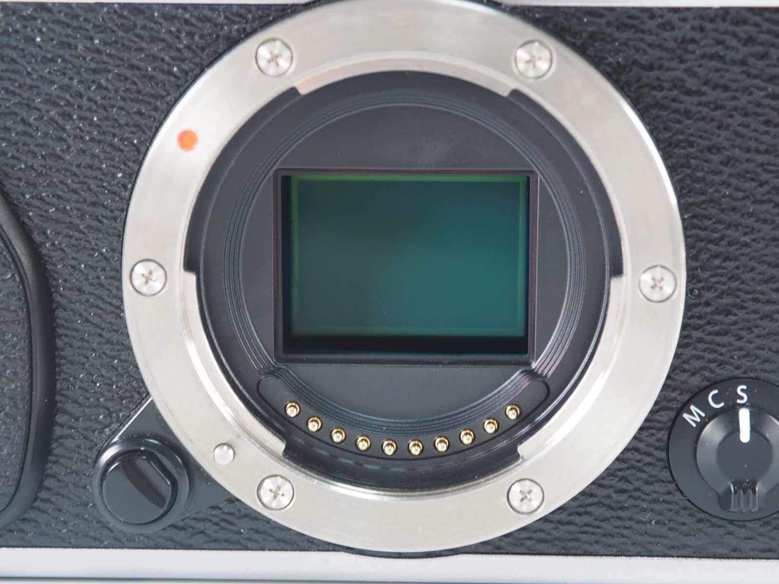 FujifilmX-E2シルバー X E2 シルバー 付属品多数 27パンケーキ&55