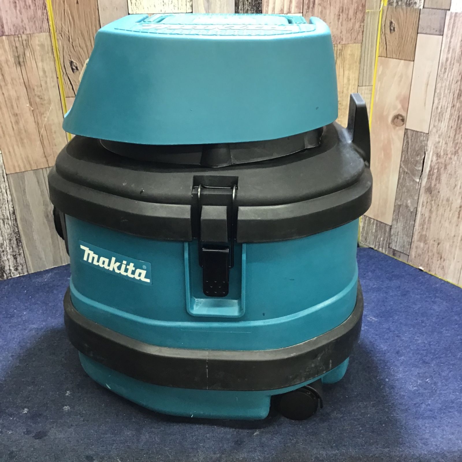 〇マキタ(makita) 乾式 集じん機 472(P)【八潮店】 - メルカリ